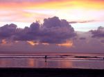 Όνομα αρχείου=kuta-sunset-3.jpg
Μέγεθος αρχείου=32KB
Διαστάσεις=640x480
Ημερομηνία προσθήκης=Aυγ 09, 2004 kuta-sunset-3.jpg